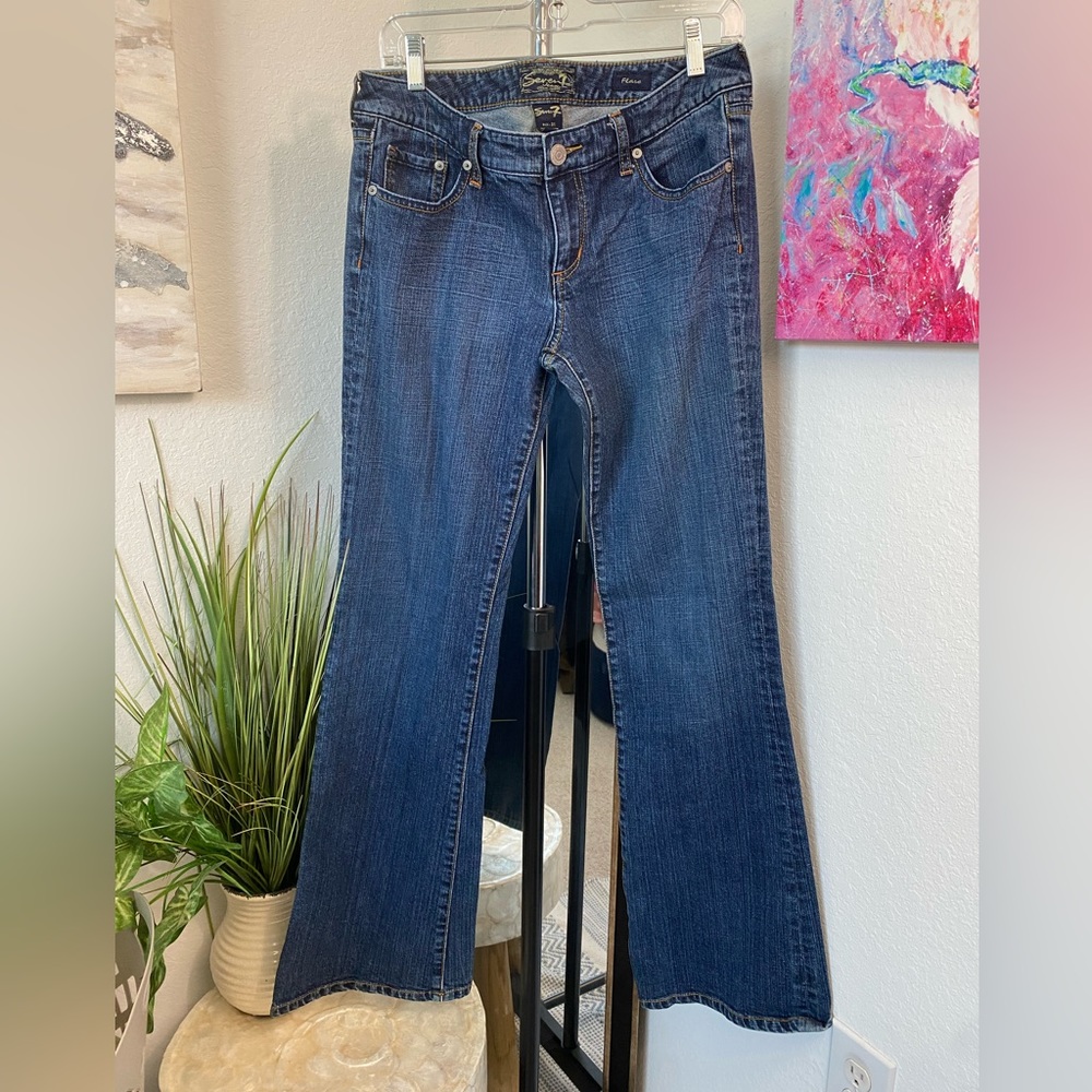 Seven7 Dark Wash Flare Jeans Size 31